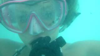 TRINA MASON SCUBA DIVES FOR THE FIRST TIME IN THE FLORIDA KEYS POOL UNDERWATER IAMANAQUAPHILE [upl. by Hekking977]