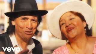 Betty Veizaga  Viva Cochabamba Cueca ft Vicente Valenzuela [upl. by Nelyahs]