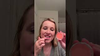 Review of wet n wild Perfect Pout Hydrating Lip Treatment Grapefruit and Mint [upl. by Kameko]