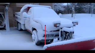 DURAMAX PLOWS DEEP SNOW [upl. by Gibson427]