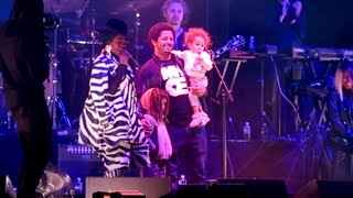 LAURYN HILL surprised by her son ZION on stage  ONE MUSIC FEST 2022  Sydney In The House [upl. by Aniryt]