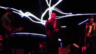 Meshell Ndegeocello  quotDigitalquot Joy Division Cover Live NYC [upl. by Hutchinson89]