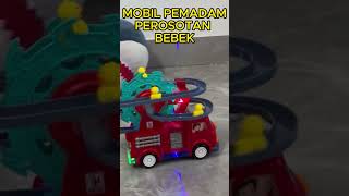 Mainan Anak Mobil Pemadam Perosotan Putar Bebek mainan [upl. by Aday]