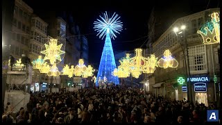 Vigo inaugura la Navidad con el encendido de luces ante miles de personas [upl. by Raynold]