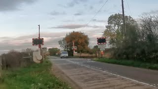 Swinderby Road Level CrossingNottinghamshire201024 [upl. by Ueihttam861]