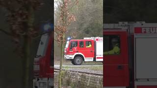 Einsatzfahrt der Feuerwehr Preußisch Oldendorf zu ausgelöster Brandmeldeanlage einsatz blaulicht [upl. by Ynnaej615]