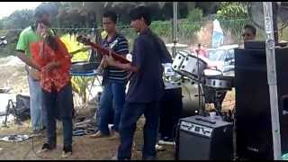 syurga idamanSR BAND [upl. by Htebarual]