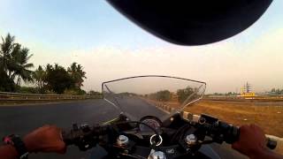 Honda CBR 150R Top Speed Stock [upl. by Vinaya128]