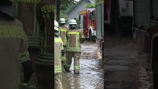 Erdrutsch in Mühlhausen bei VS  Wasser steht teilweise hüfthoch [upl. by Eah]