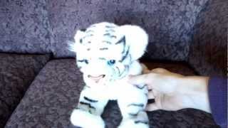 FURREAL FRIENDS JUNGLE CAT WILD WHITE TIGER CUB [upl. by Aerdnod]