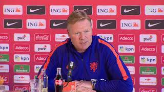 Koeman houdt deur open voor Van Persie [upl. by Nyladgam]