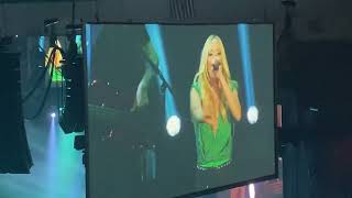 Carrie Underwood concert in Honolulu Hawaii  Don’t Stop Believing  song by Journey [upl. by Glennie]