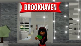 Spying  Breaking into houses in Brookhaven [upl. by Renrut523]