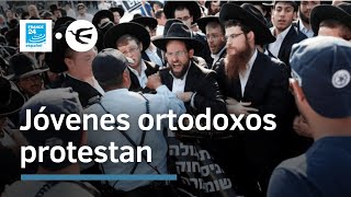 Israel decenas de jóvenes ultraortodoxos protestan contra el servicio militar obligatorio [upl. by Marillin]