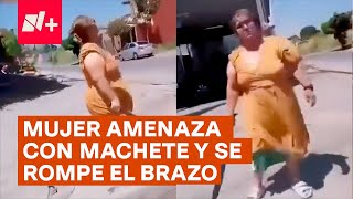 Mujer amenaza a trabajador de la CFE y se lesiona a sí misma  N [upl. by Ogren656]