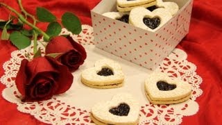 شیرینی‌ بادامی مربایی Linzer Cookies [upl. by Aisats601]