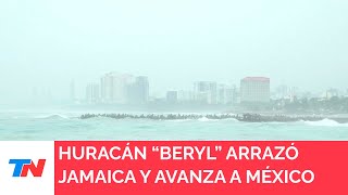 El huracán Beryl sacude Jamaica y avanza hacia México [upl. by Bridge]