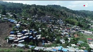 Dans le plus grand bidonville de France Mayotte  France 2 [upl. by Kloster]