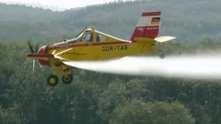 PZL 106 Kruk and Dromader M21 Mini  Display flight at OTT Hahnweide 2013 [upl. by Palila161]