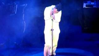 EASON CHAN 陳奕迅  多少 LIVE  MANCHESTER UK 060510 FULL SONG [upl. by Jonas]