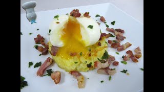 Recette du paillasson de pomme de terre oeuf mollet lardons grillés [upl. by Allene706]