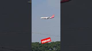 spicejet airplane aeroplane flight flightlanding pune airport jetplane spicejetflight ✈️ 🤟🏻 [upl. by Ansel]