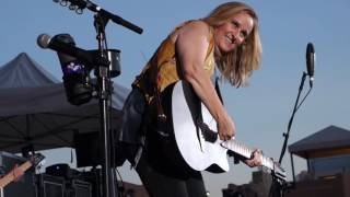 Melissa Etheridge Bring Me Some Water Albuquerque NM 8 15 16 [upl. by Yahska]