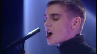 HD HQ Sinead OConnor Nothing Compares 2 U Live TOTP 1990 [upl. by Aryhs603]