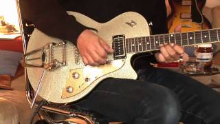 Duesenberg Starplayer TV Silver Sparkle Part1 [upl. by Reve917]