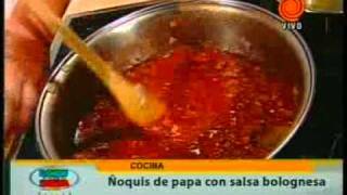 ñoquis de papa con salsa bolognesa pt2 201201273gp [upl. by Lissner]