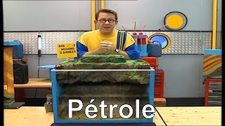 Comment se forme le pétrole   Cest pas sorcier [upl. by Peppie]