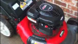 Lawnmower HOW to REPLACE a Common AUTO CHOKE model Briggs and Stratton engine CARBURETOR [upl. by Oht]