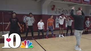 Maryville College basketball team steps up to help Alcoa HS Special Olympians [upl. by Blakelee]