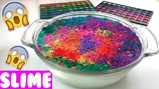 MEZCLANDO 100 SOMBRAS DE MAQUILLAJE DE OJOS 👁️ EN SLIME GIGANTE❗ [upl. by Adnav]