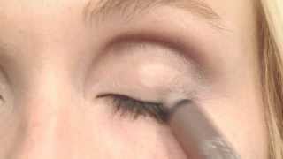 Lidschatten  MakeupTutorial  Douglas Beauty Academy [upl. by Macegan607]