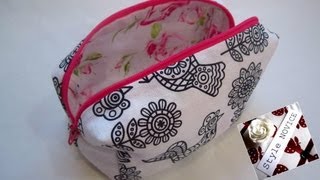 Step by Step Sewing DIY Make Up Bag [upl. by Hatch]