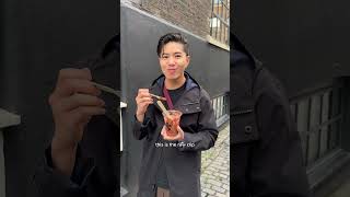 🇬🇧 Trying Londons Viral Chocolate Covered Strawberries 🍓 [upl. by Amlas]