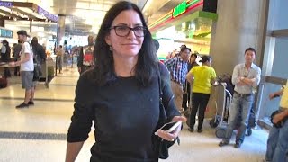 Courteney Cox All Smiles When Asked About Reuniting with Johnny McDaid [upl. by Tiffy]