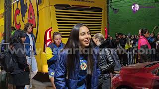 Itzel Velasco y Alondra Cabanillas apoyaron a sus compañeras en el América Femenil 11 Tigres [upl. by Regine218]