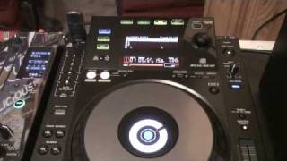 Pioneer CDJ900 Using the USB [upl. by Rattray387]