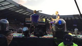 Coldplay  Everglow  Hampden 2016 [upl. by Surtimed]