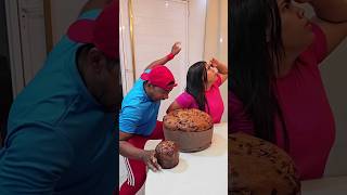 OLHA LÁ😱panettone funny funnyvideos funnymoments santaclaus food comedy like [upl. by Lugar]