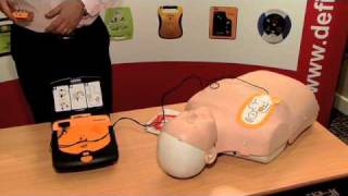 Medtronic CR Plus AED  Defibrillator [upl. by Bridgette]