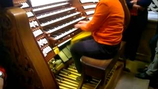 Toccata and Fugue in D minor JS Bach  Amazing Live Play  Passau Domorgel [upl. by Fortier]