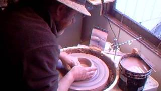 SIMON LEACH POTTERY  Throwing a Casserole body [upl. by Clawson]