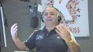 Pippo Pelo Scherzo Inedito  Bolletta  Radio Kiss Kiss [upl. by Sedgewick]