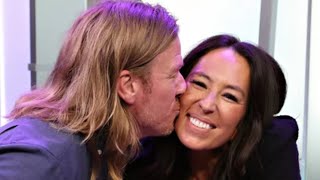 Details About Chip And Joanna Gaines Relationship Revealed [upl. by Pathe529]