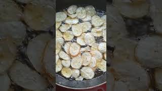 Crunchy Homemade Banana Chips Recipe  Easy and Delicious [upl. by Melone509]