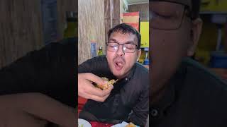 ১০০ টাকায় খেলাম ভরপুর চিকেন দিয়ে মোগলাই । Street food of Dhakafood foodie kabab streetfood [upl. by Enixam]