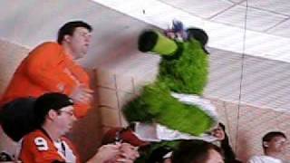 The Phillie Phanatic and the Dancing guy [upl. by Baxie]